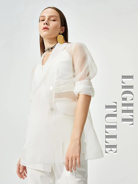 MCClare女装品牌2021春夏雪纺白色时尚仙气上衣