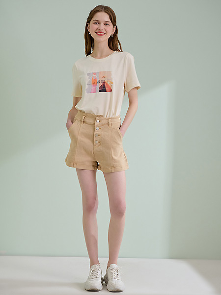 轩日女装品牌2021夏季高腰设计感牛仔短裤女洋气气质阔腿裤潮