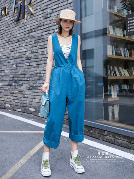 ASKA CUI&YAYA女装品牌2021夏季时尚吊带蓝色连体衣