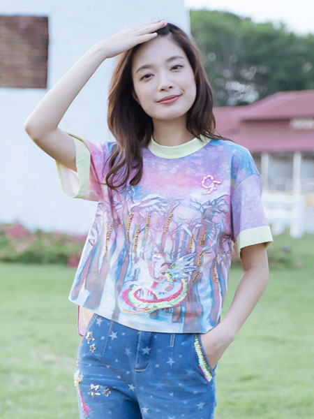 朝峰女装品牌2021夏季个性上衣短袖圆领T恤