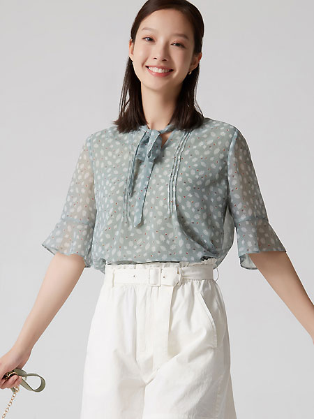 ClothScenery布景女装品牌2021夏季系带小碎花荷叶袖宽松短袖雪纺衫