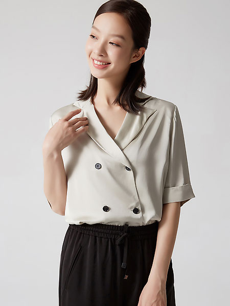 ClothScenery布景女装品牌2021夏季五分袖西装领双排扣袖口卷边小衫