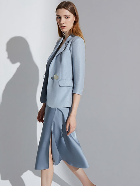 奥伦提女装品牌2021夏季蓝色商务风西装套裙