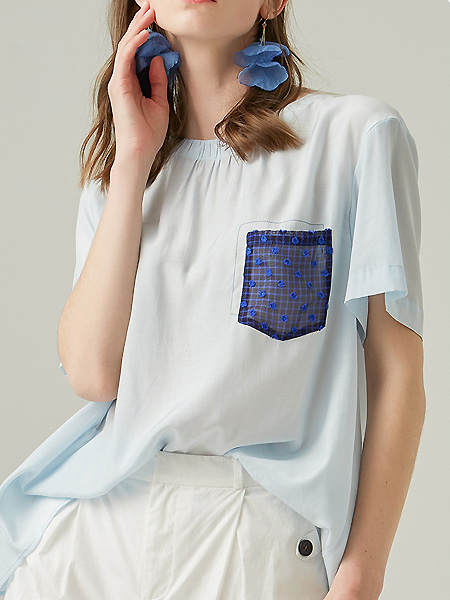 慧兰女装品牌2021夏季洋气小衫浅蓝色短袖T恤