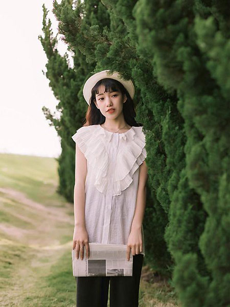 MUZE 沐沢女装品牌2021春夏减龄小清新纯色中长款上衣