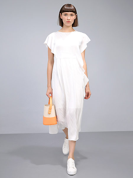 卡汶女装品牌2021夏季白色荷叶边收腰连衣裙女神范法式仙女长裙