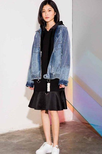 奥罗拉女装品牌2021夏季韩版宽松复古工装牛仔外套搭配小短裙
