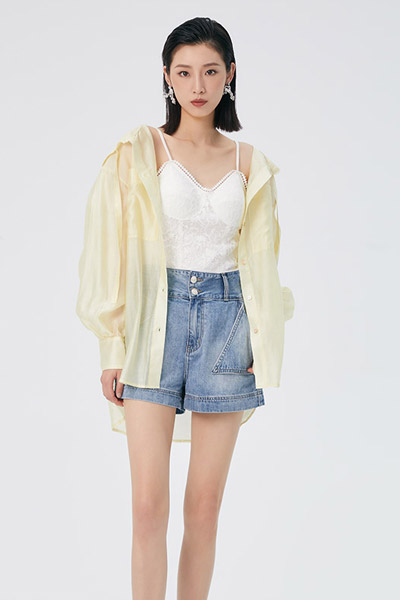 LOFT SHINE女装品牌2021夏季夏女浅黄色衬衫
