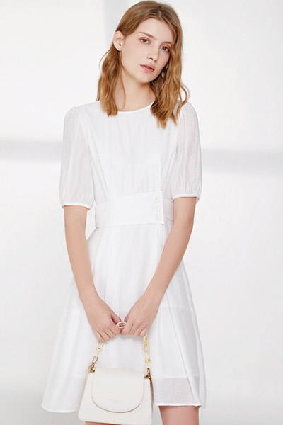 丽芮女装品牌2021夏季温柔风中中裙白色收腰连衣裙