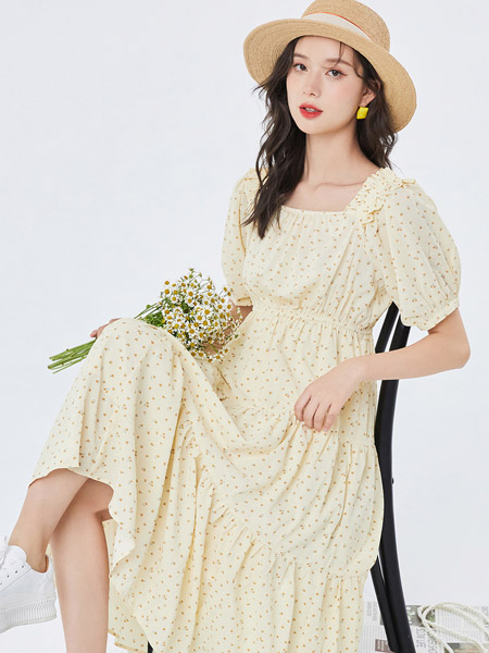 NEELLY纳俪女装品牌2021夏季新款气质小清新甜美方领裙子少女裙