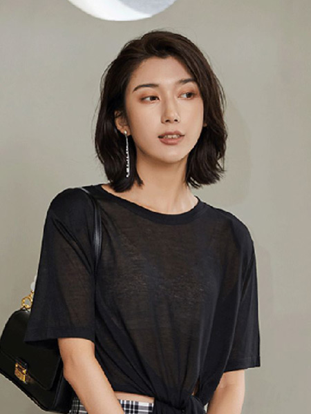 YXZ尤西子女装品牌2021春夏黑色清凉露脐T恤