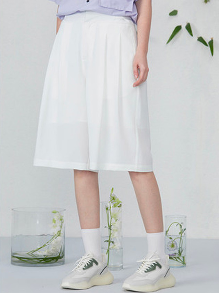 Bosie休闲品牌2021夏季小清新白色小短裙