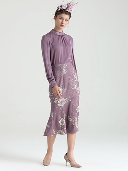 欧柏兰奴女装品牌2021秋冬新款桑蚕丝圆领纯紫色长袖衬衫女