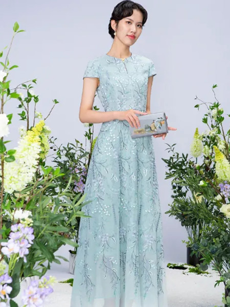 龍笛女装品牌2021夏季蓝色修身显瘦连衣裙