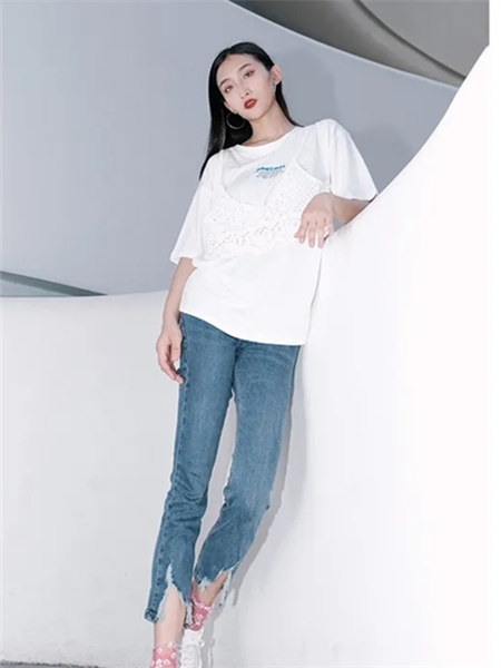 韩蔻KORIKOO女装品牌2021秋季纯色不规则牛仔裤