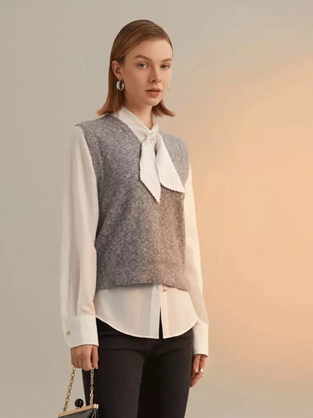 臣枫女装品牌2021秋季系带灰色针织衫背心
