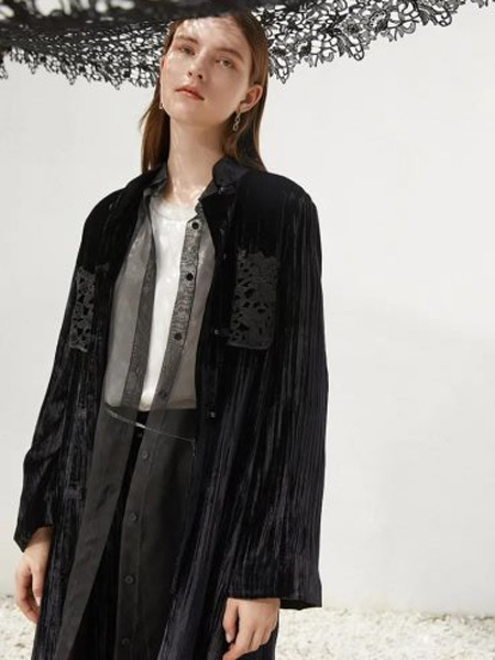 ORIGIN 安瑞井女装品牌2021秋季莫代尔褶皱条纹衬衫外套