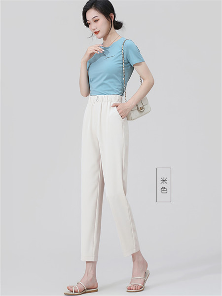 娅丽达女装品牌2021秋季米白色纯棉9分长裤