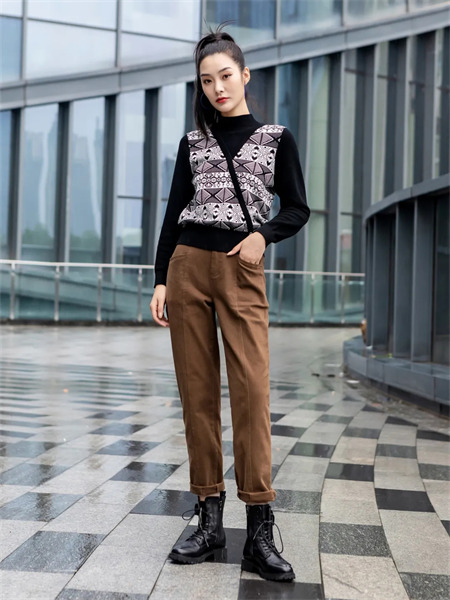 浩洋国际女装品牌2021秋季纯色纯棉长裤