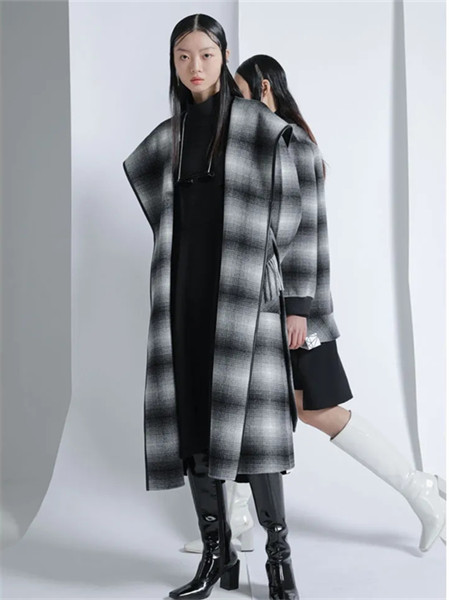 OUEAOE欧E女装品牌2021秋冬宽松纯棉加厚格子纹路外套