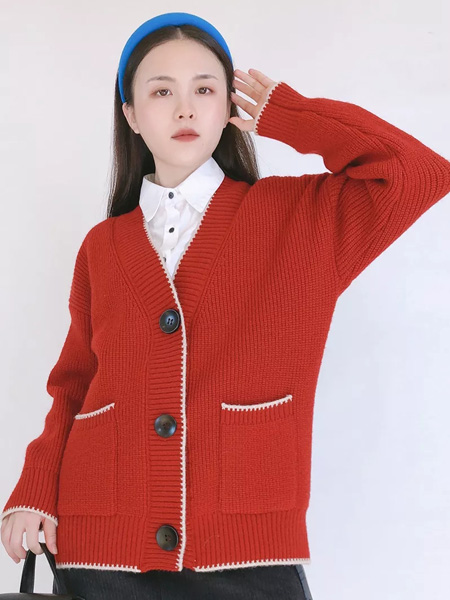 韩蔻KORIKOO女装品牌2021秋冬橘红色保暖针织衫