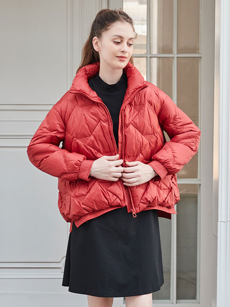 雁腾逸女装品牌2021秋季红色加厚羽绒服外套