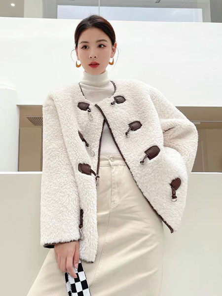珂希莉女装品牌2021冬季圆领羊羔毛休闲外套