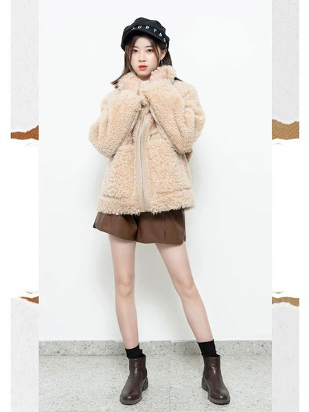 MIYU女装品牌2021秋冬羊毛羔立领外套