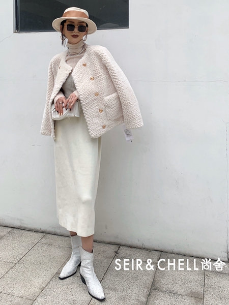 尚舍女装品牌2021秋季米白色时尚短款外套