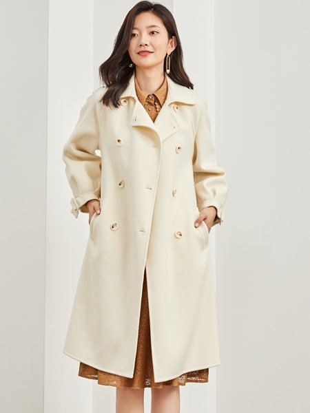 简约风情女装品牌2021冬季米白色经典大衣
