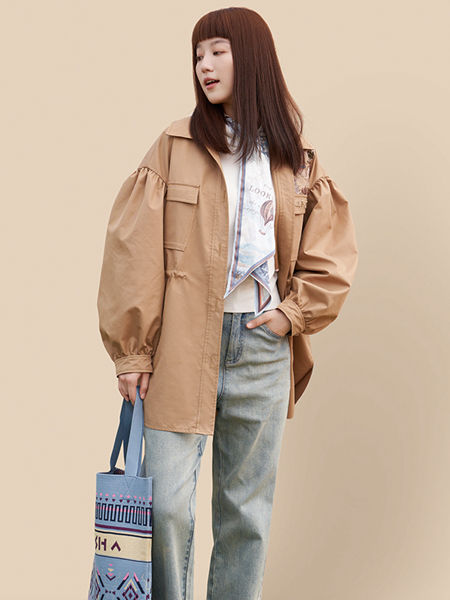 丽迪莎女装品牌2021冬季泡泡袖韩版外套