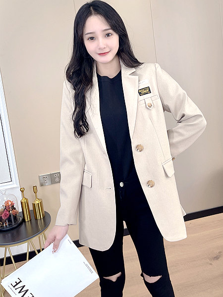 艾诺绮女装品牌2021冬季韩版休闲外套
