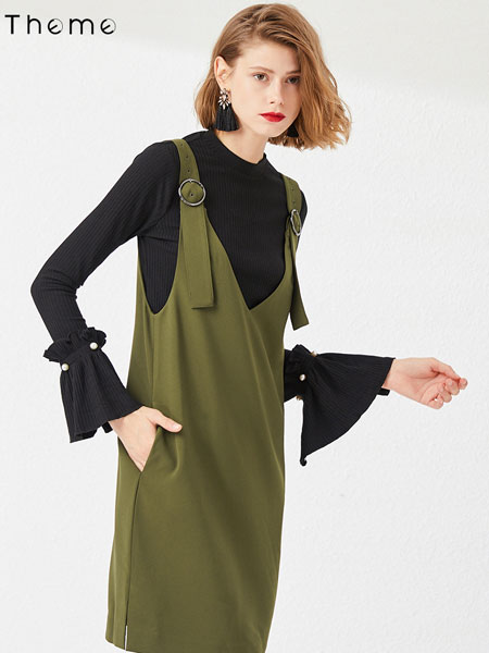 Theme女装品牌2021秋冬吊带优雅背带裙