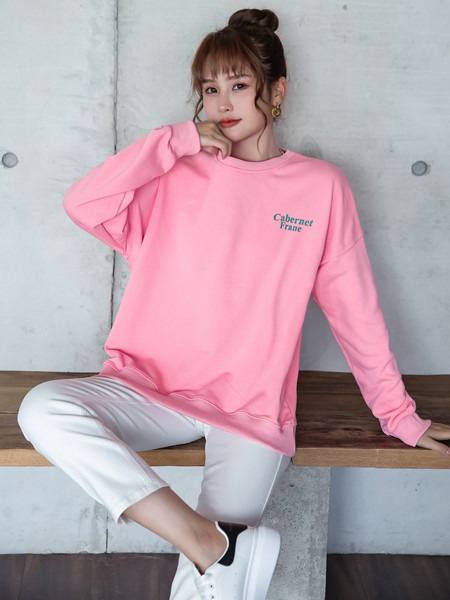 艾诺绮女装品牌2021冬季圆领粉色宽松卫衣