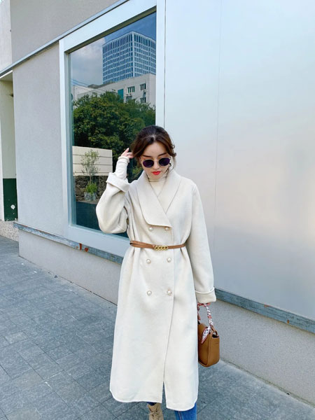 MHE快时尚女装女装品牌2021冬季收腰长款白色大衣