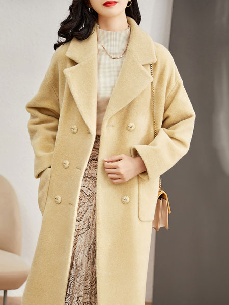 尚都比拉女装品牌2021冬季翻领复古长款大衣