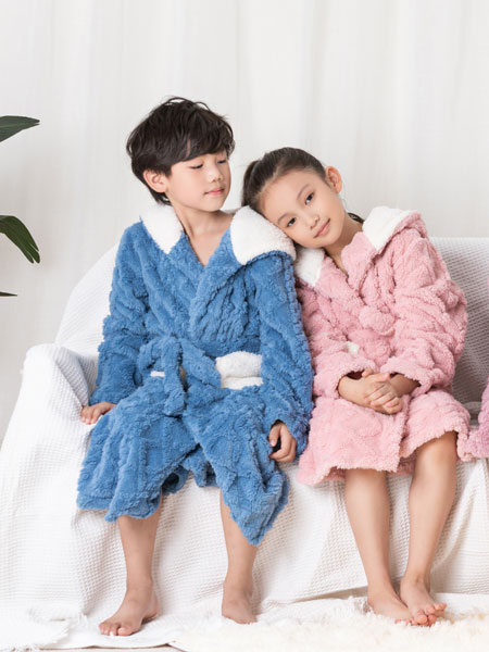 紫色花语内衣龙8体育2021冬季羊毛舒适童装家居服