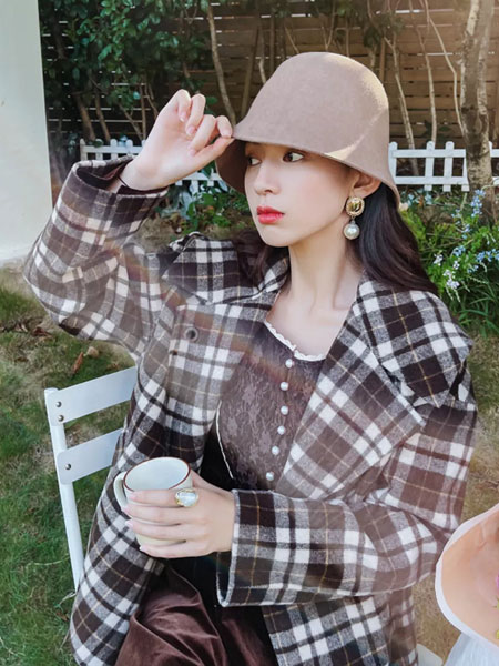F.SHINE女装品牌2021冬季格纹韩版外套