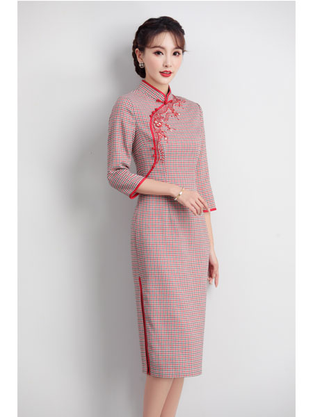 唐雅阁女装品牌2021冬季中国风格纹旗袍