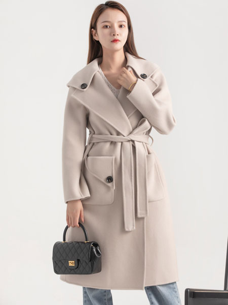 布芮祺女裝品牌2021冬季翻領中長款系腰帶大衣