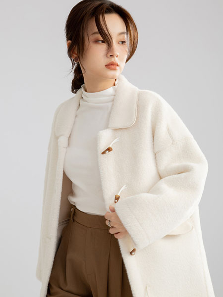 拙列女装品牌2021秋冬纯色宽松舒适呢子外套