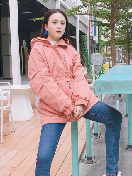 韩蔻KORIKOO女装品牌2021秋冬挡风舒适外套