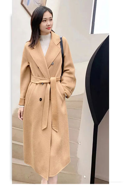石库门女装品牌2021冬季系腰带长款大衣