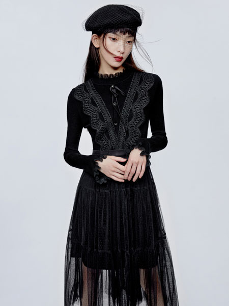 DoubleLove女装品牌2021冬季拼接蕾丝气质连衣裙