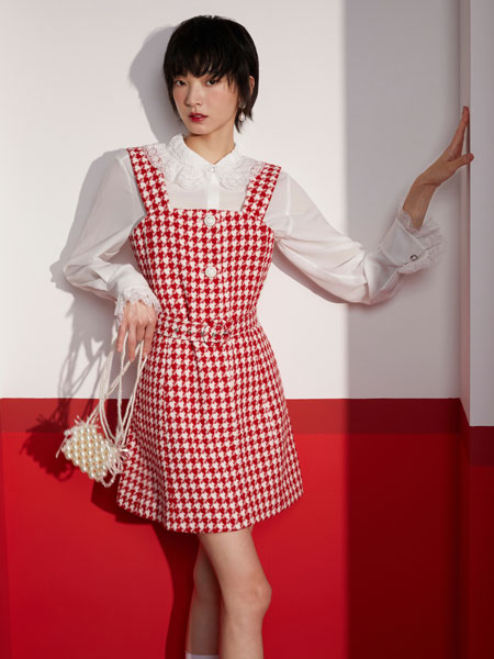 DoubleLove女装品牌2022春季吊带气质时尚裙