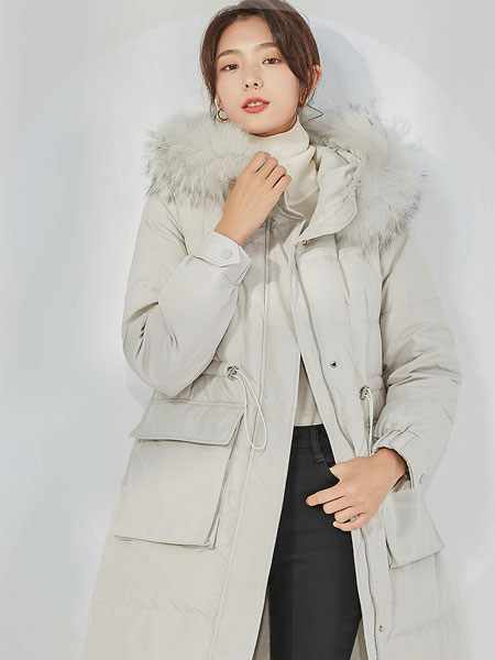 欧珂OLDCOLOUR女装品牌2021冬季毛领长款气质羽绒服