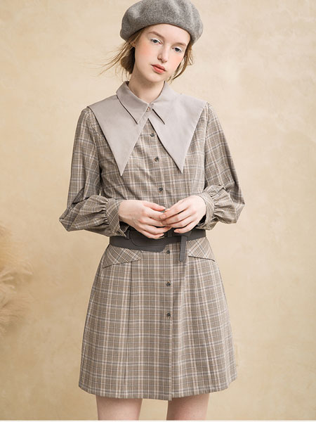 范可儿女装品牌2021冬季系腰带气质格纹连衣裙