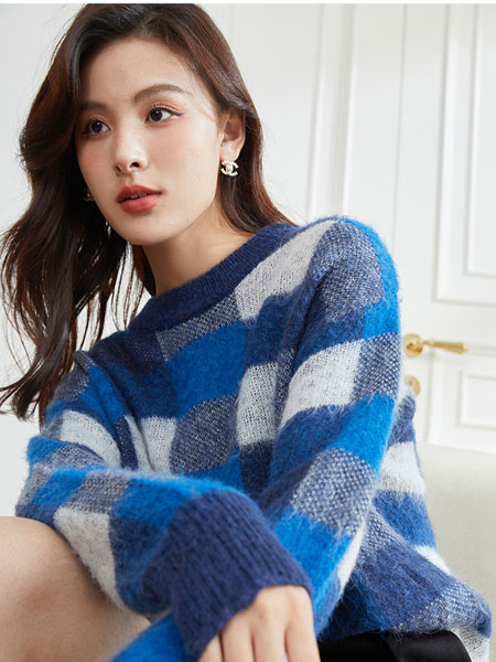 朗文斯汀女装品牌2021冬季圆领条纹柔软毛衣
