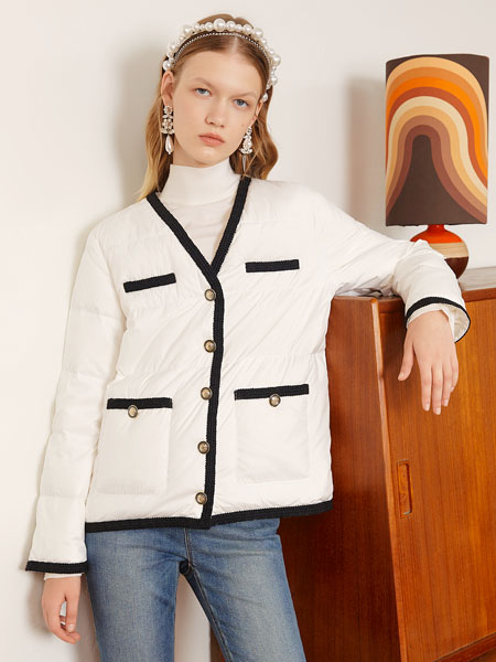 摩萨克女装品牌2021冬季小香风舒适外套