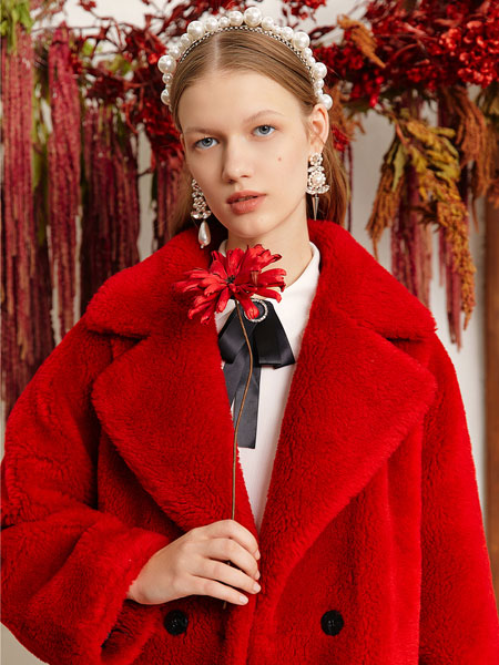 摩萨克女装品牌2021冬季红色时尚大衣